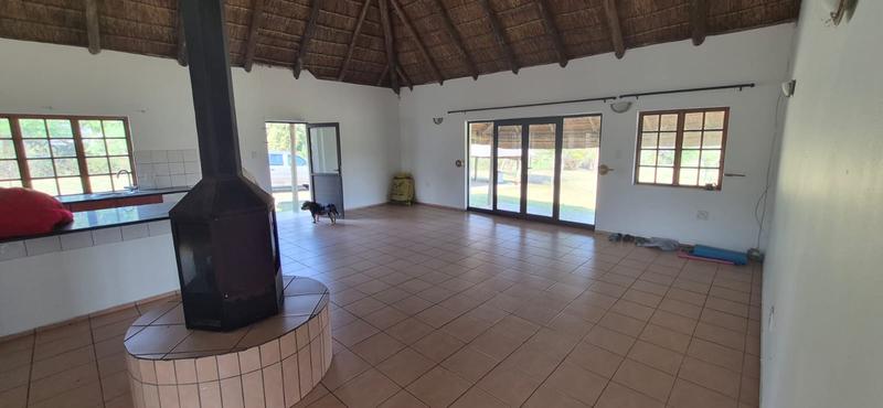 7 Bedroom Property for Sale in Mnandi Gauteng