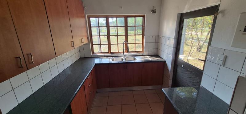 7 Bedroom Property for Sale in Mnandi Gauteng