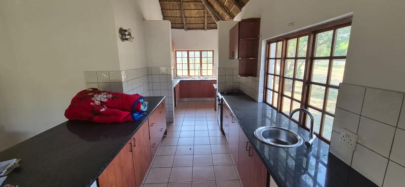 7 Bedroom Property for Sale in Mnandi Gauteng