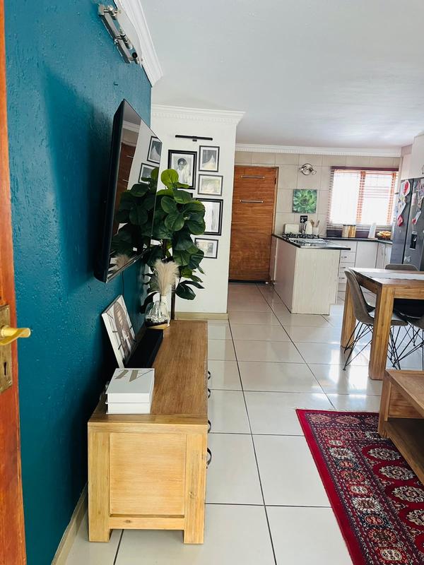 3 Bedroom Property for Sale in Rooihuiskraal North Gauteng