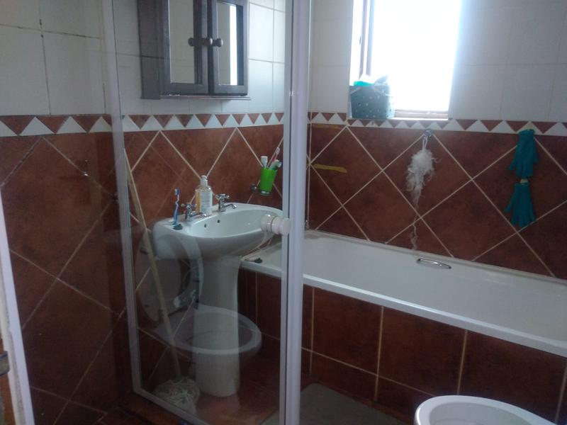 3 Bedroom Property for Sale in Rooihuiskraal North Gauteng