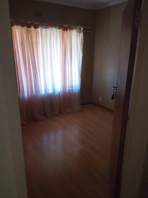 To Let 1 Bedroom Property for Rent in Norkem Park Gauteng