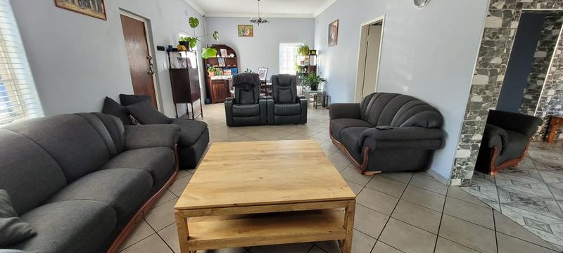 3 Bedroom Property for Sale in Brackenhurst Gauteng
