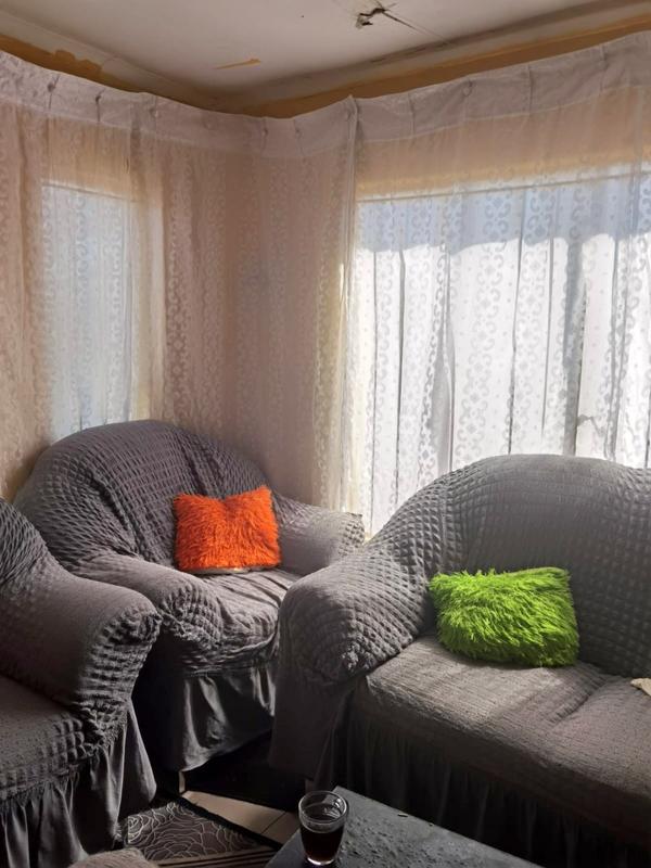 2 Bedroom Property for Sale in Diepkloof Gauteng