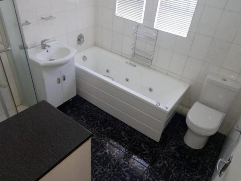 3 Bedroom Property for Sale in Groblerpark Gauteng