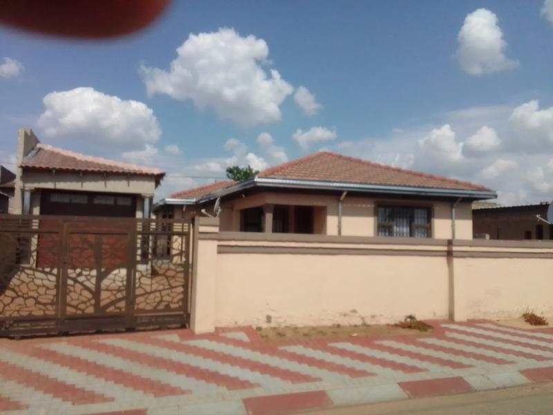 2 Bedroom Property for Sale in Rietvallei AH Gauteng