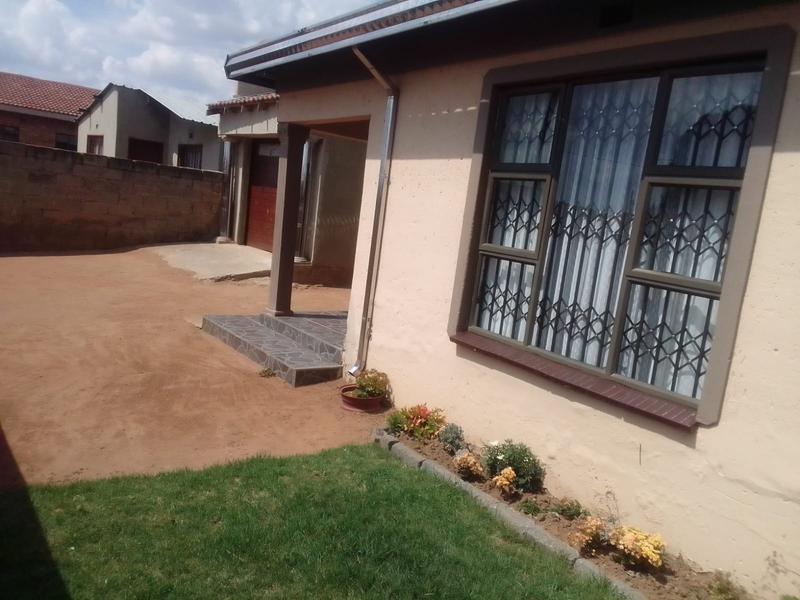 2 Bedroom Property for Sale in Rietvallei AH Gauteng