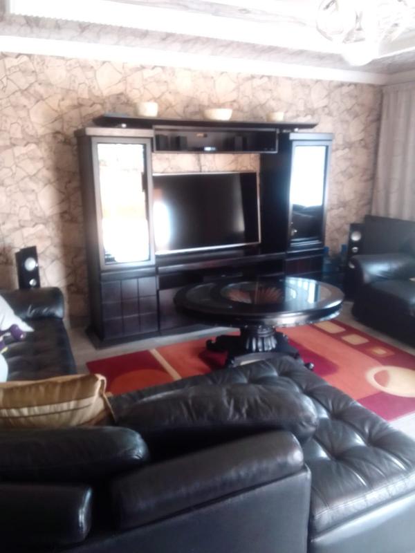 2 Bedroom Property for Sale in Rietvallei AH Gauteng