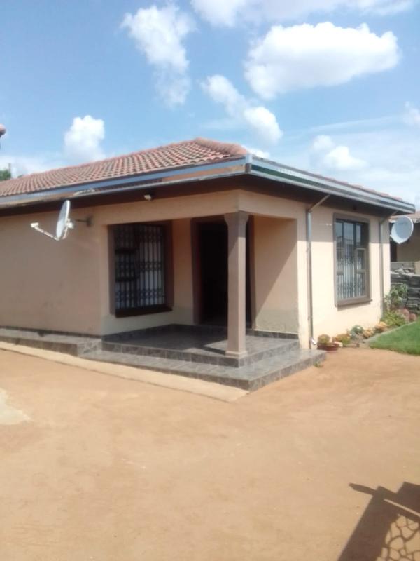 2 Bedroom Property for Sale in Rietvallei AH Gauteng