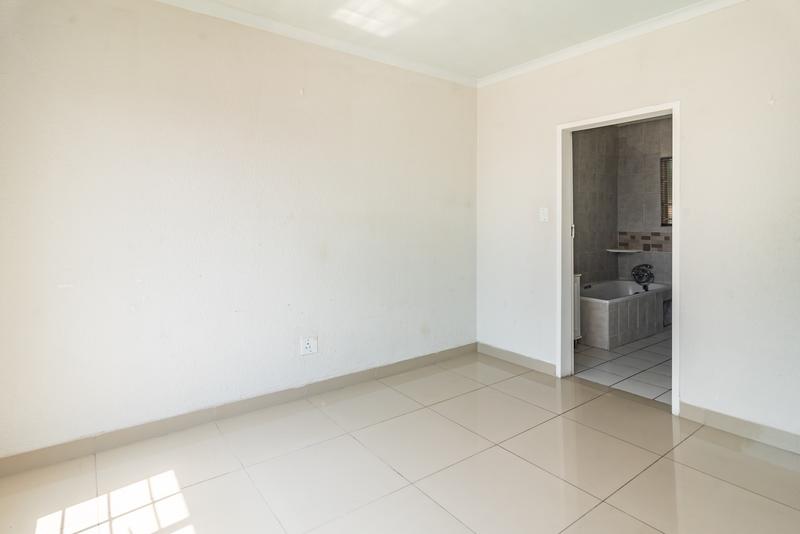 2 Bedroom Property for Sale in Morningside Gauteng