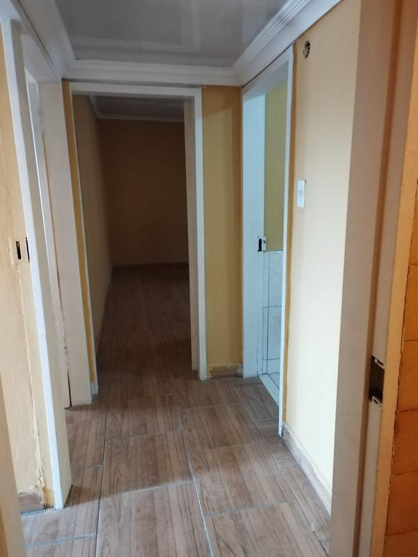 2 Bedroom Property for Sale in Moroka Gauteng