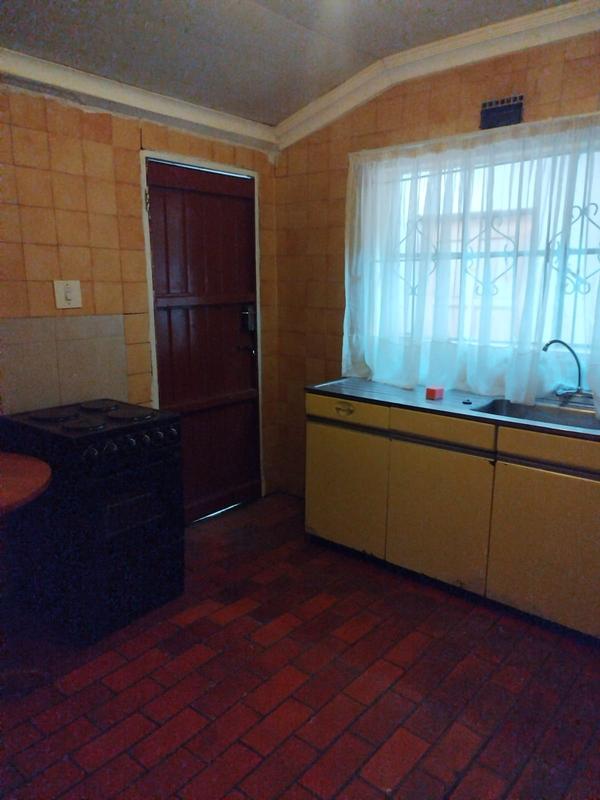 2 Bedroom Property for Sale in Moroka Gauteng