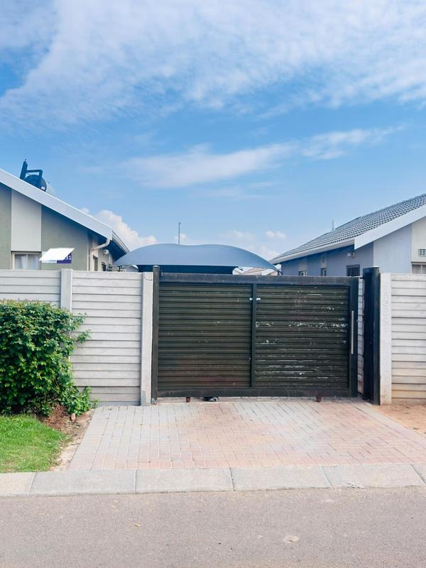 3 Bedroom Property for Sale in Sky City Gauteng