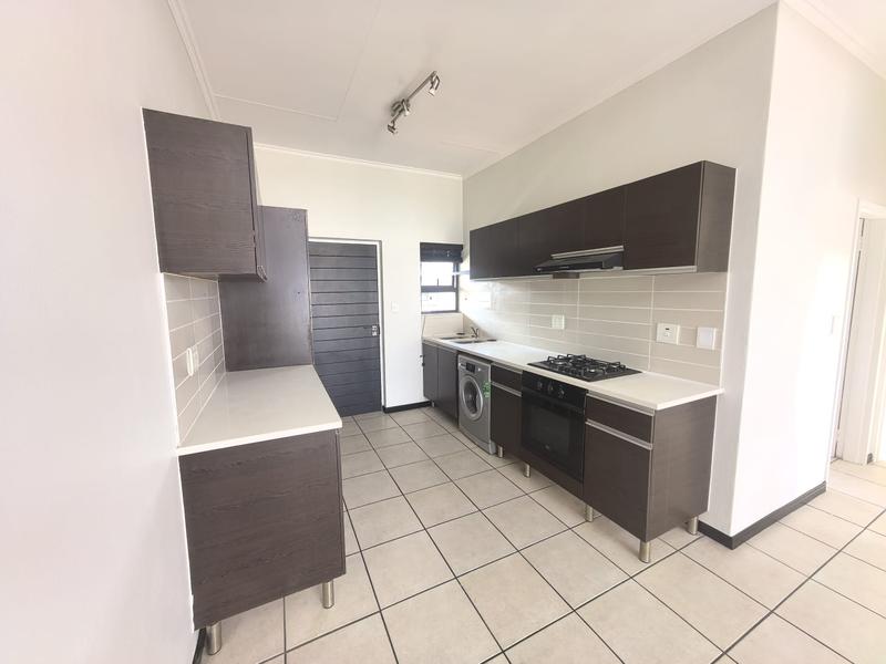 2 Bedroom Property for Sale in Greenstone Hill Gauteng