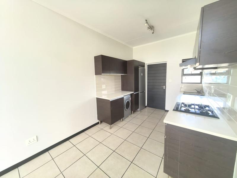 2 Bedroom Property for Sale in Greenstone Hill Gauteng