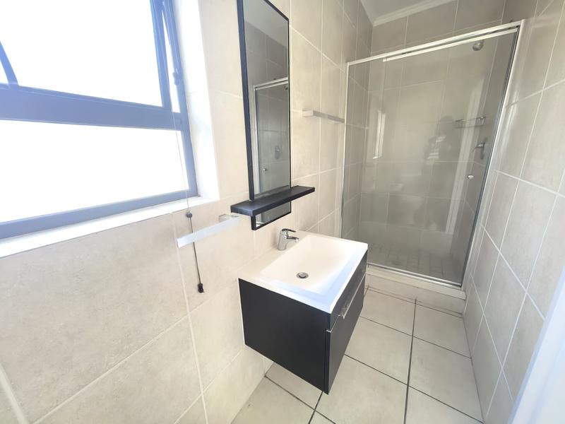 2 Bedroom Property for Sale in Greenstone Hill Gauteng