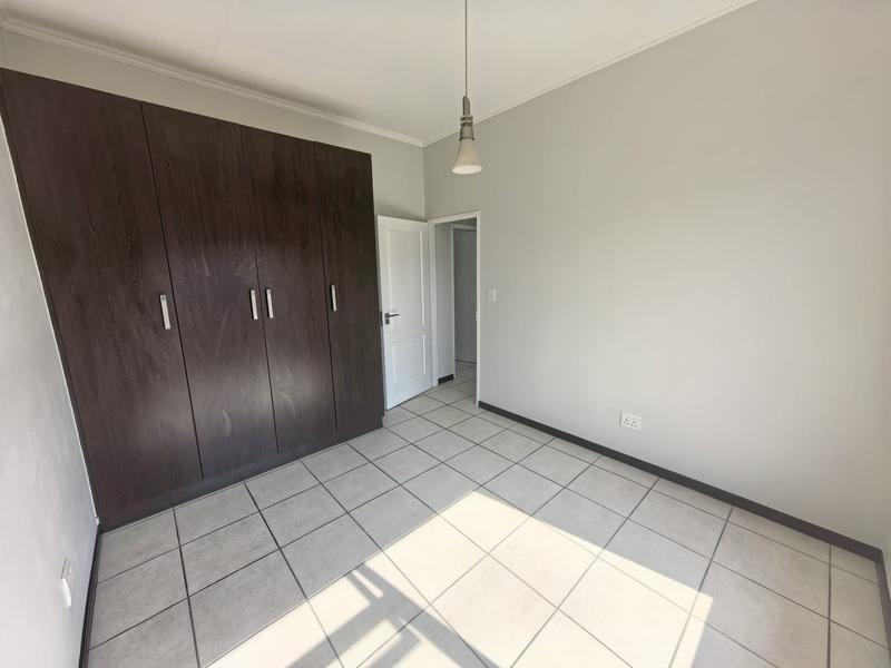 2 Bedroom Property for Sale in Greenstone Hill Gauteng