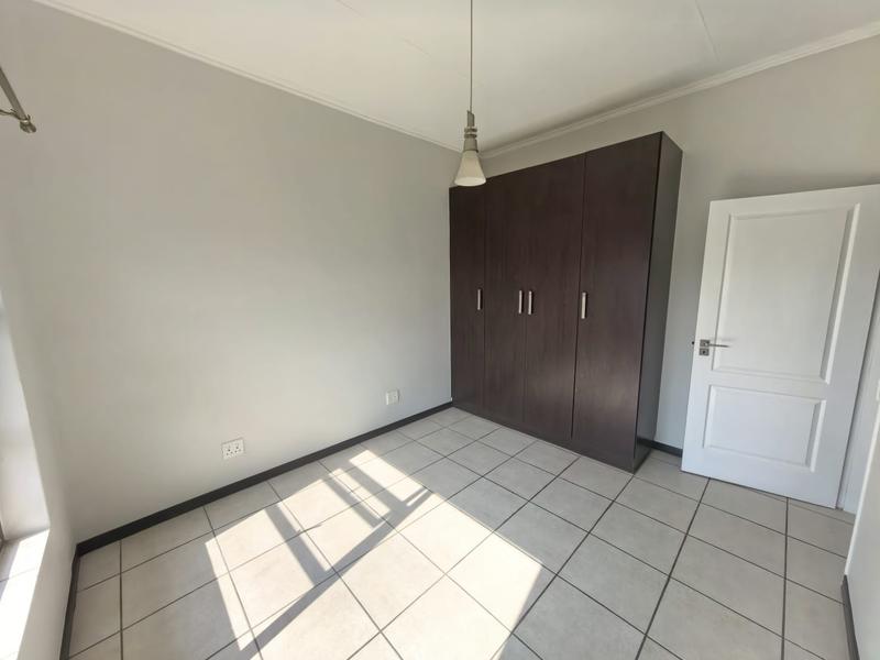 2 Bedroom Property for Sale in Greenstone Hill Gauteng