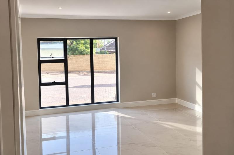 To Let 3 Bedroom Property for Rent in Fairland Gauteng