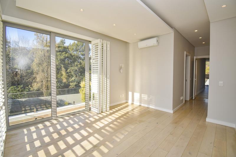 5 Bedroom Property for Sale in Hyde Park Gauteng