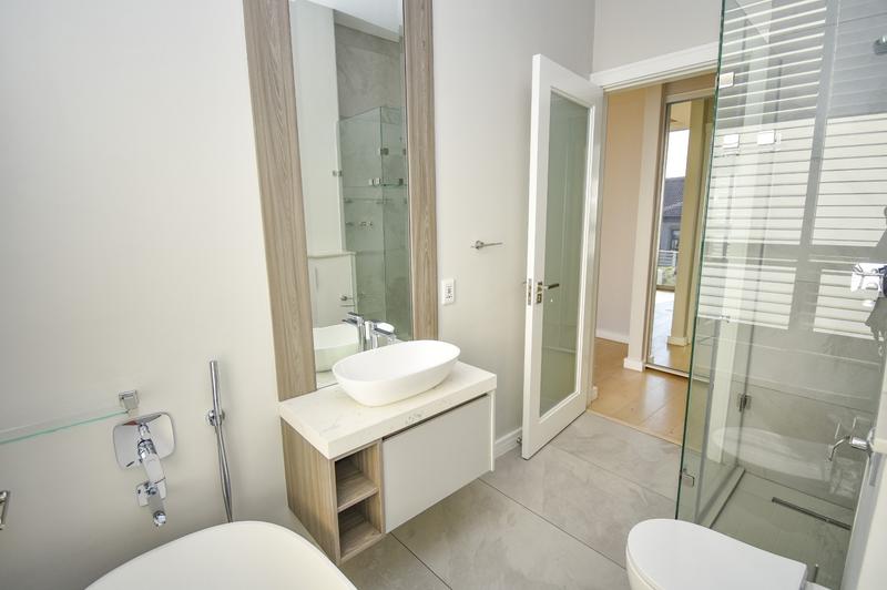 5 Bedroom Property for Sale in Hyde Park Gauteng
