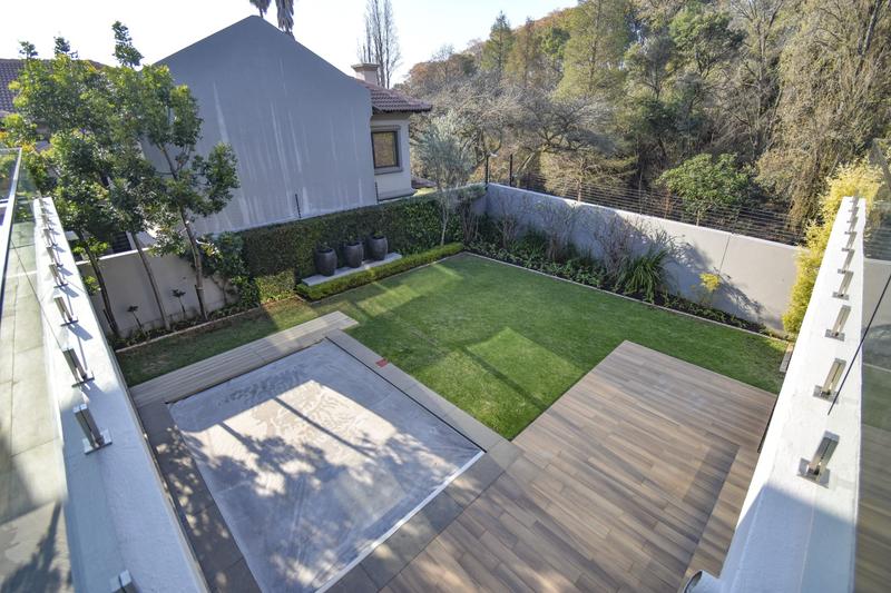 5 Bedroom Property for Sale in Hyde Park Gauteng