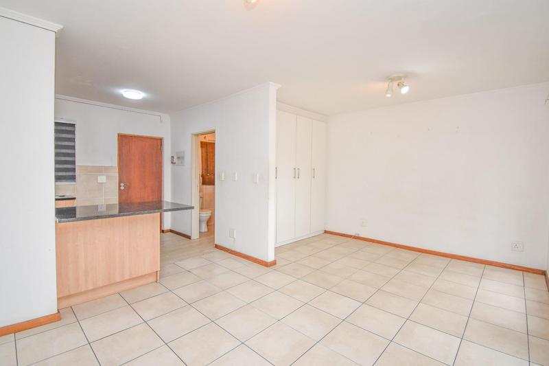 1 Bedroom Property for Sale in Rivonia Gauteng