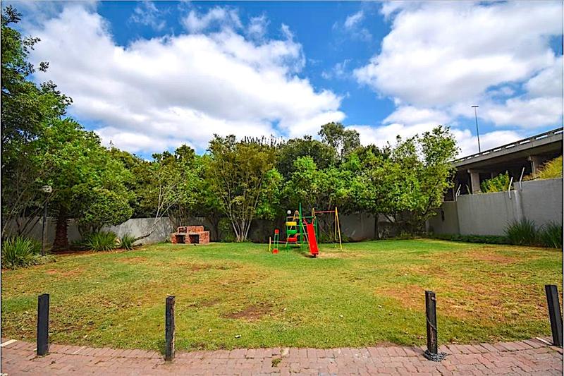 1 Bedroom Property for Sale in Rivonia Gauteng