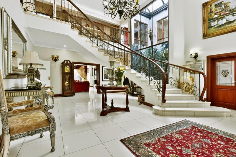 6 Bedroom Property for Sale in Northcliff Gauteng