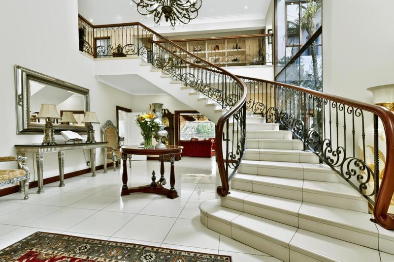 6 Bedroom Property for Sale in Northcliff Gauteng