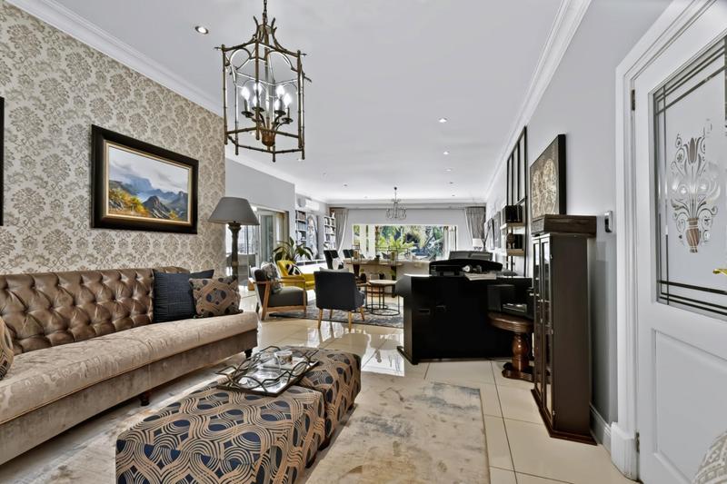 6 Bedroom Property for Sale in Northcliff Gauteng