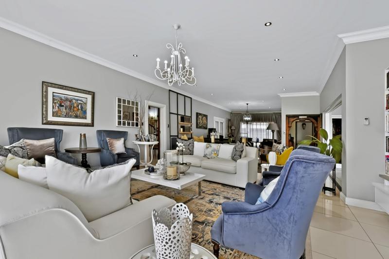 6 Bedroom Property for Sale in Northcliff Gauteng