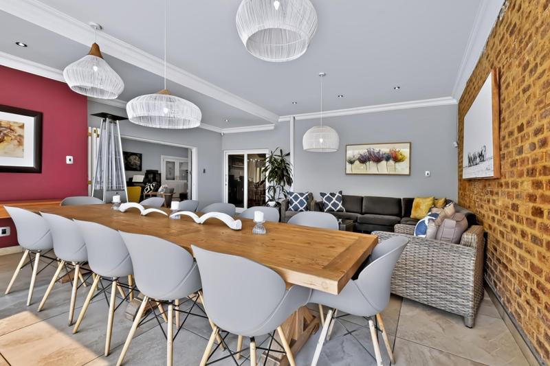 6 Bedroom Property for Sale in Northcliff Gauteng
