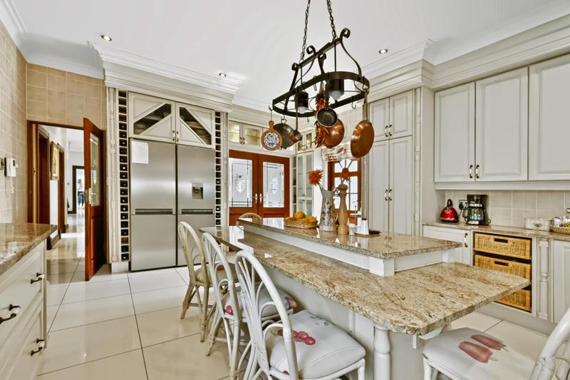 6 Bedroom Property for Sale in Northcliff Gauteng
