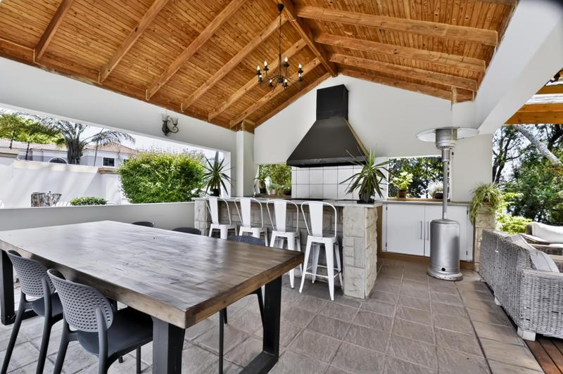 6 Bedroom Property for Sale in Northcliff Gauteng