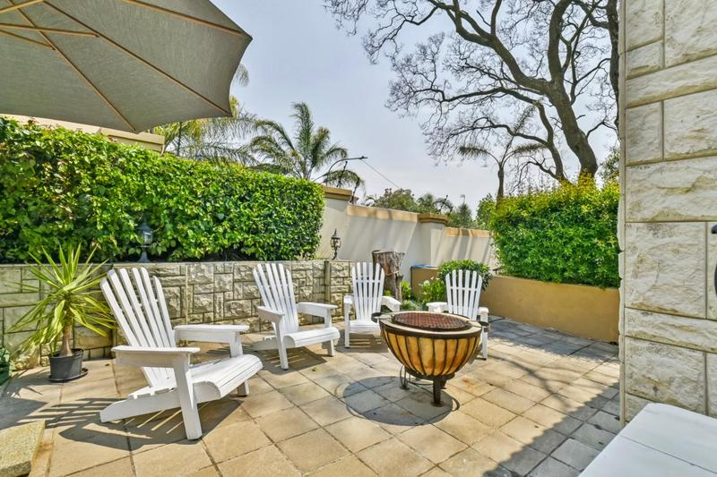 6 Bedroom Property for Sale in Northcliff Gauteng