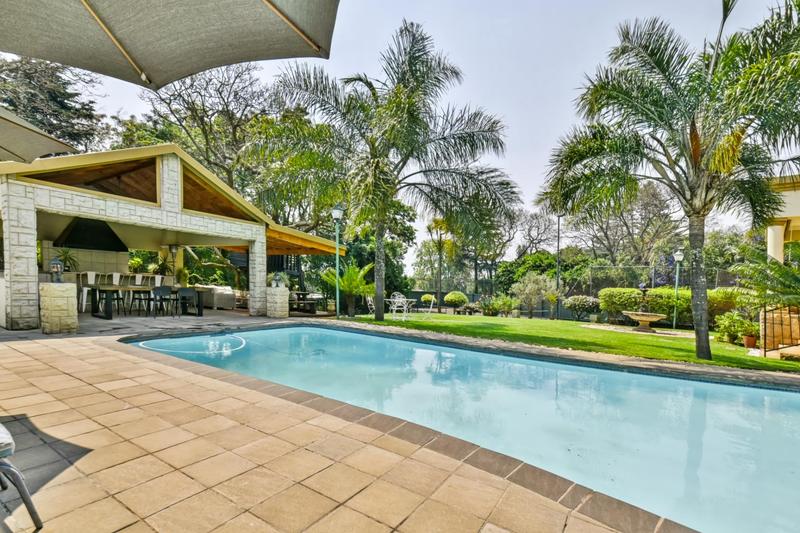 6 Bedroom Property for Sale in Northcliff Gauteng