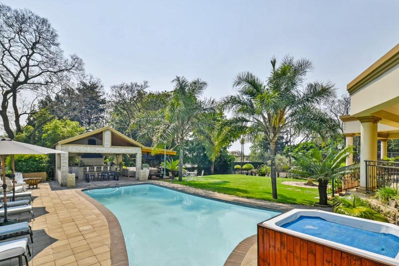 6 Bedroom Property for Sale in Northcliff Gauteng