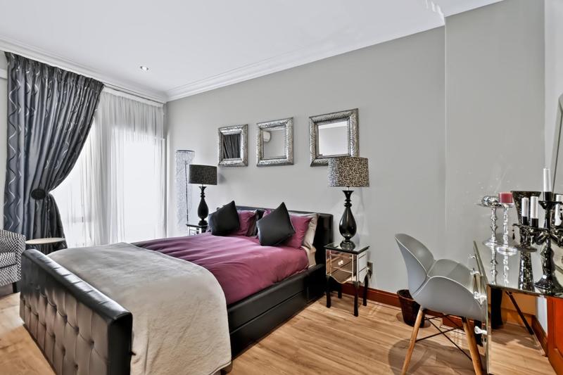 6 Bedroom Property for Sale in Northcliff Gauteng