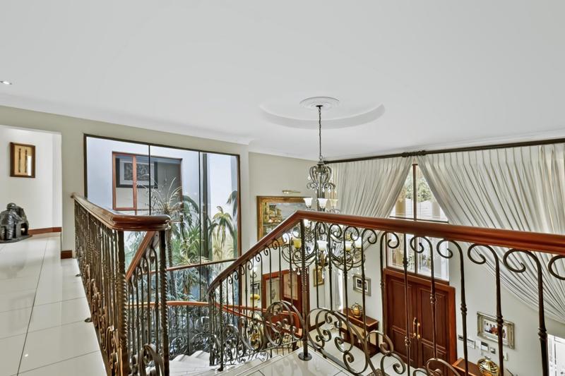 6 Bedroom Property for Sale in Northcliff Gauteng