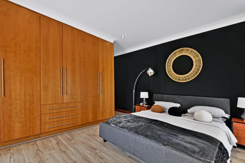 6 Bedroom Property for Sale in Northcliff Gauteng