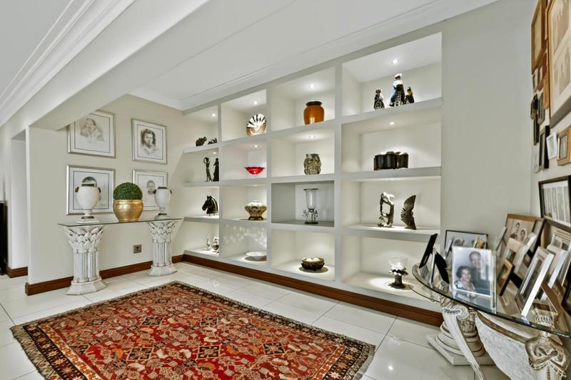 6 Bedroom Property for Sale in Northcliff Gauteng