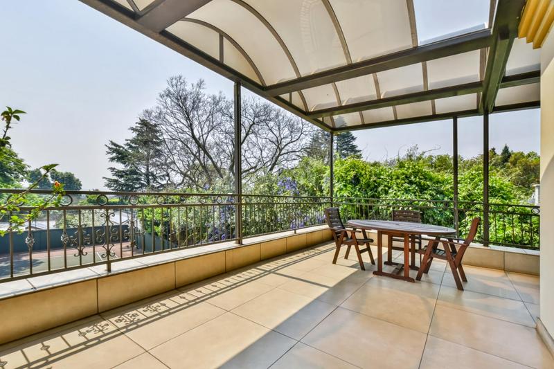 6 Bedroom Property for Sale in Northcliff Gauteng
