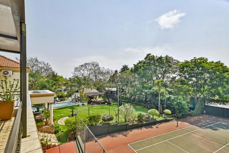 6 Bedroom Property for Sale in Northcliff Gauteng