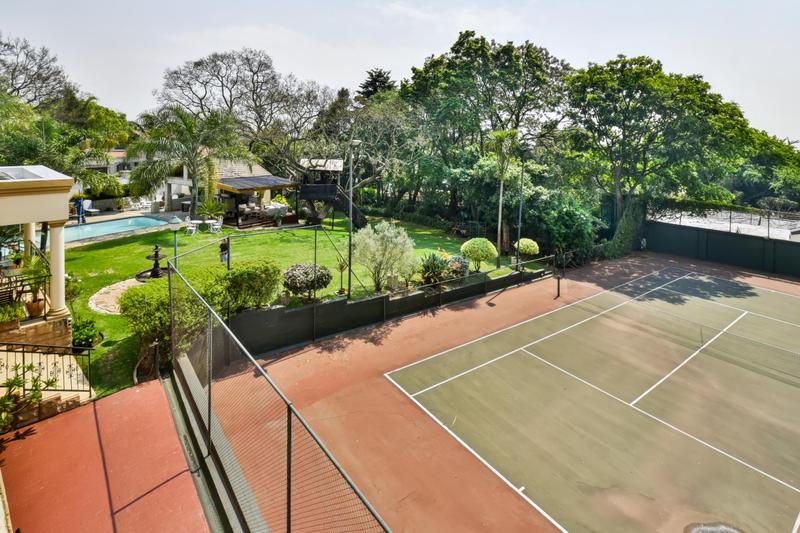 6 Bedroom Property for Sale in Northcliff Gauteng