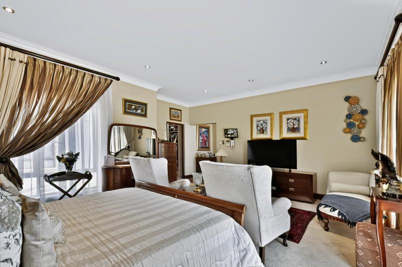 6 Bedroom Property for Sale in Northcliff Gauteng