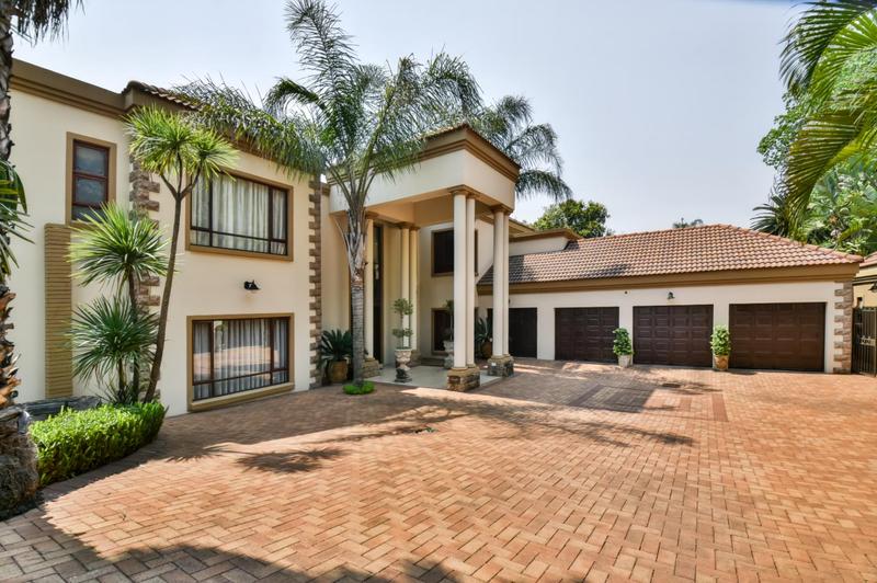 6 Bedroom Property for Sale in Northcliff Gauteng