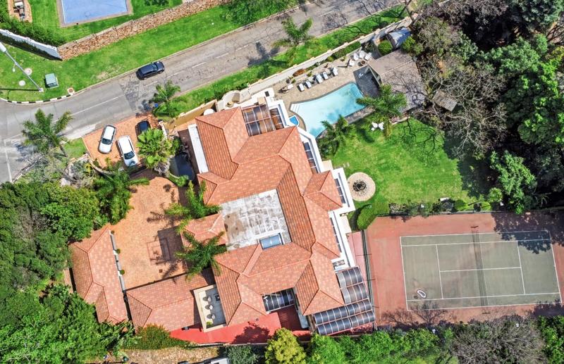 6 Bedroom Property for Sale in Northcliff Gauteng