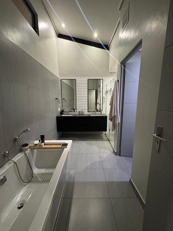 To Let 2 Bedroom Property for Rent in Midstream Estate Gauteng