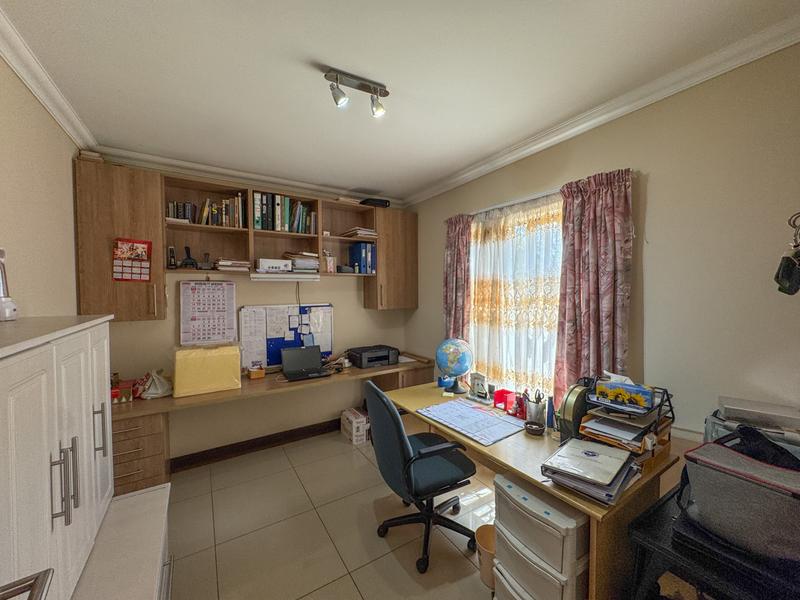 3 Bedroom Property for Sale in Midstream Hill Gauteng